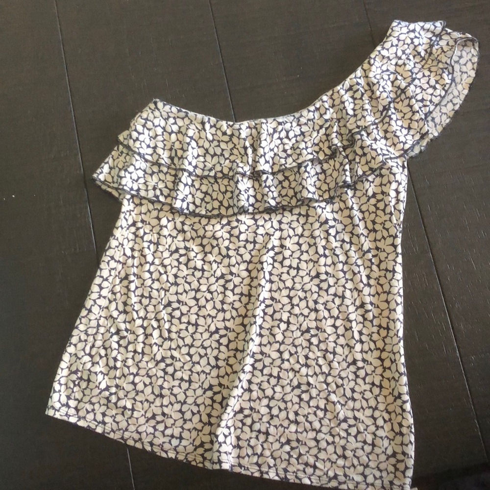 Old Navy top